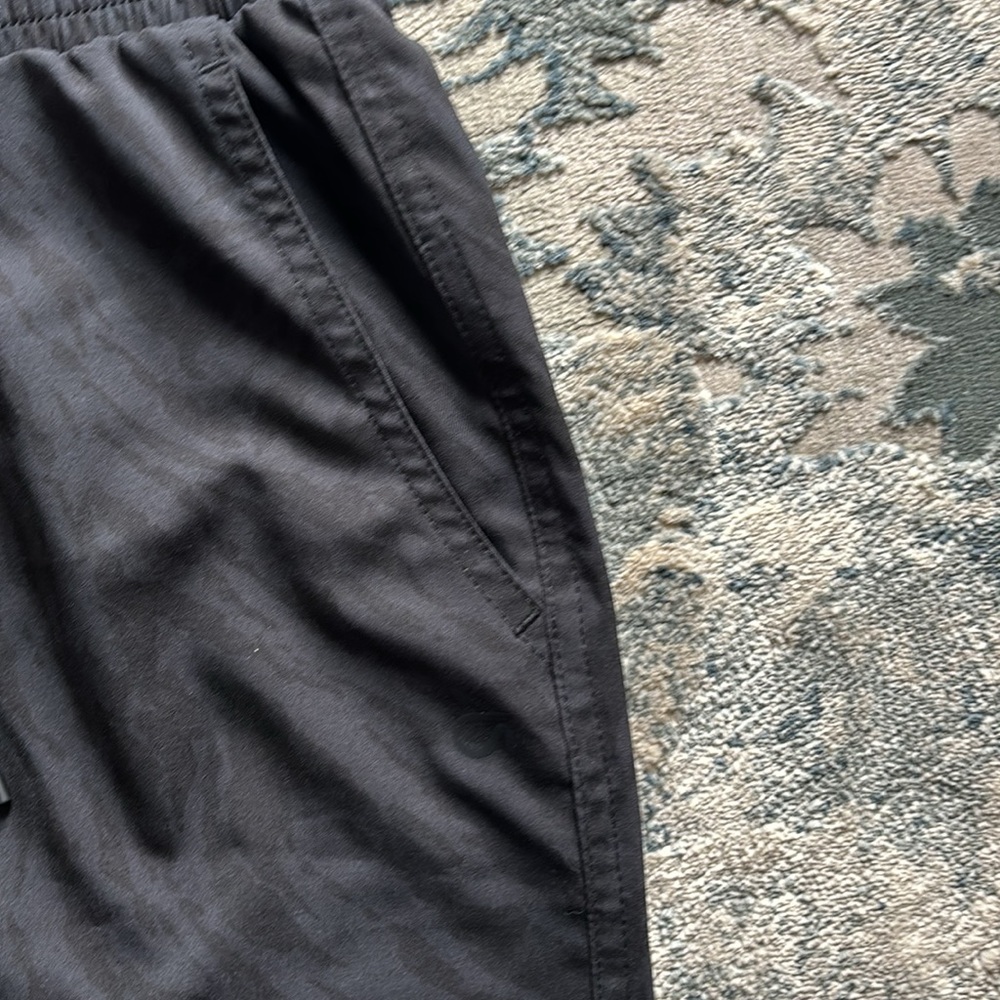 running pants - Picture 2 of 4